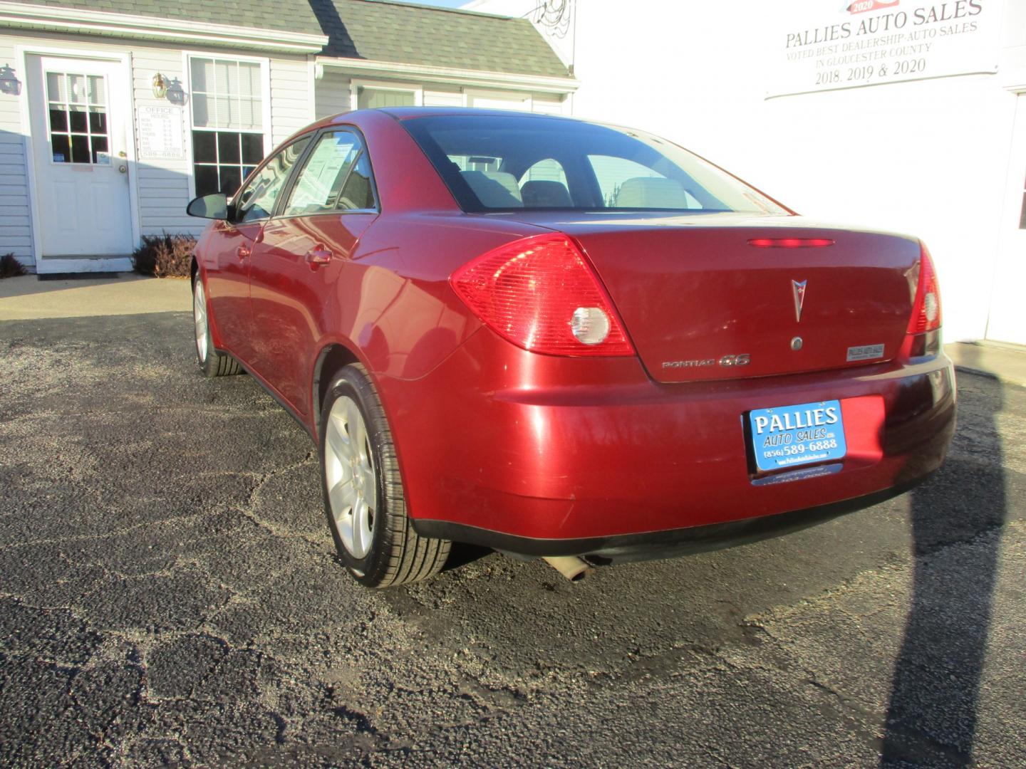 2009 RED Pontiac G6 (1G2ZG57B094) with an 2.4L L4 DOHC 16V engine, AUTOMATIC transmission, located at 540a Delsea Drive, Sewell, NJ, 08080, (856) 589-6888, 39.752560, -75.111206 - Photo#4